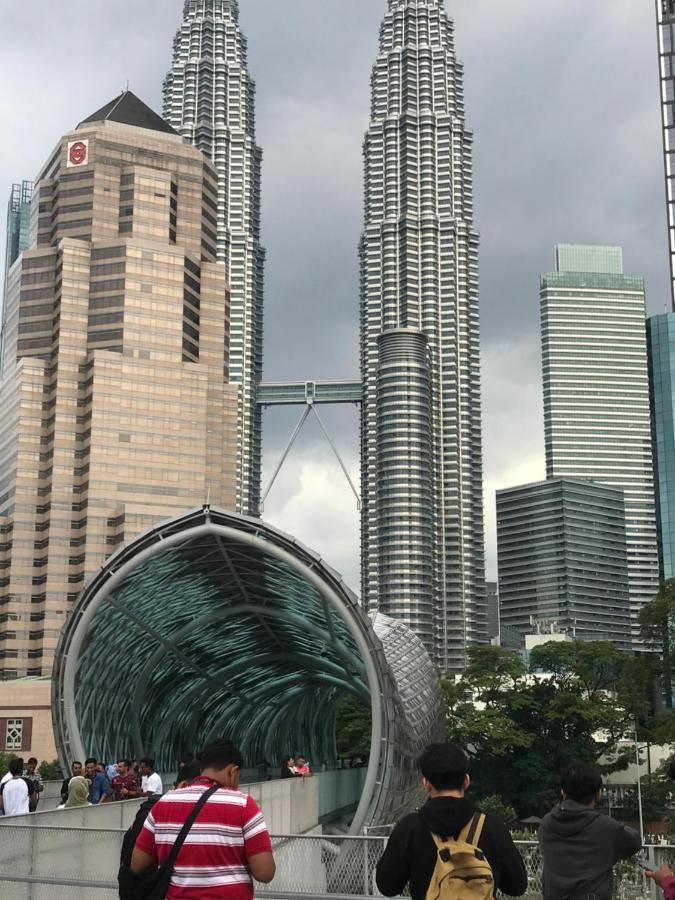 Klcc Legasi Direct View With A Superking Bed At A 3-Bedroom Premium Unit Kuala Lumpur Exteriör bild